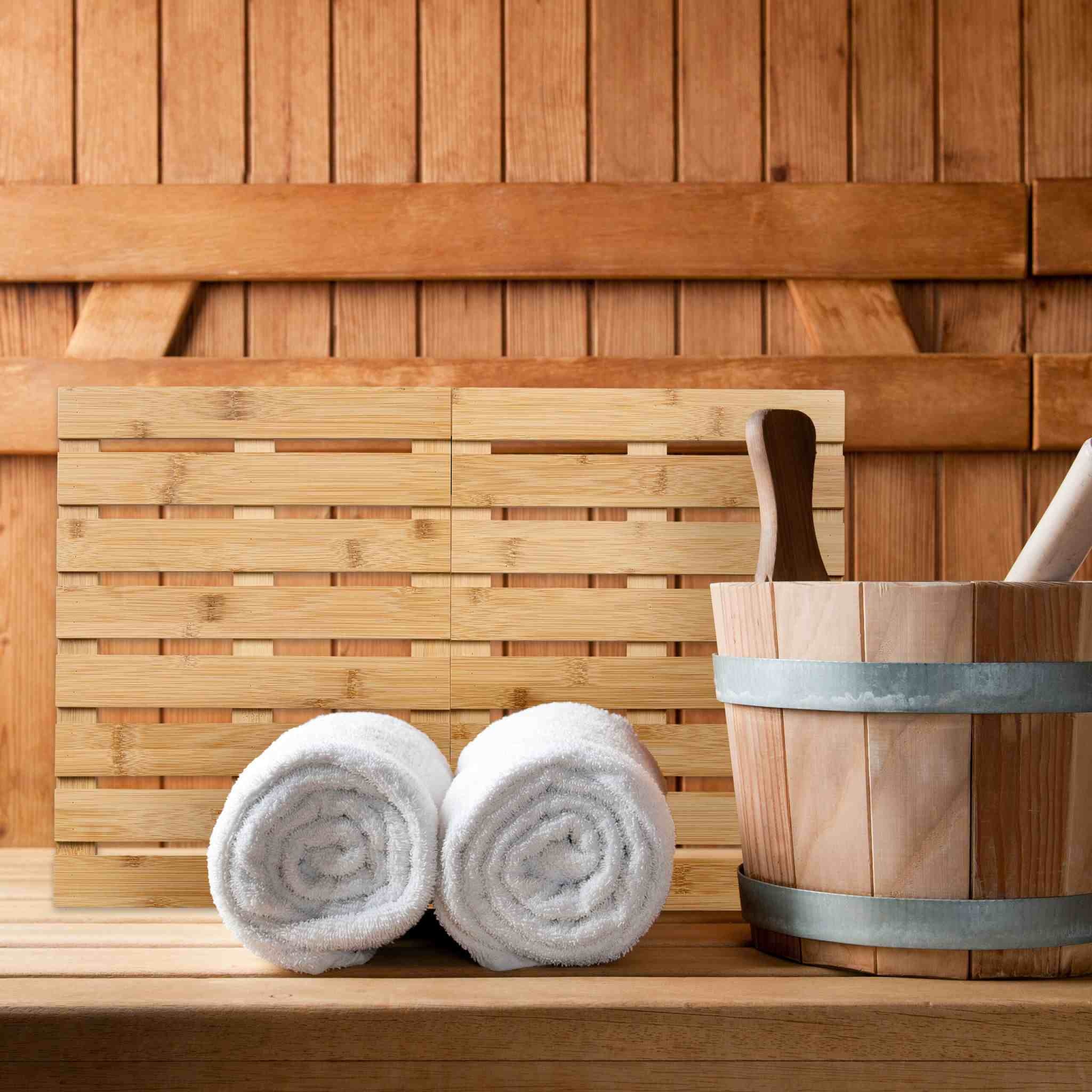 Luxurious and Eco-Friendly Foldable Bamboo Shower Mat for Modern Bathrooms - Experience Safety and Style with Natural Bamboo